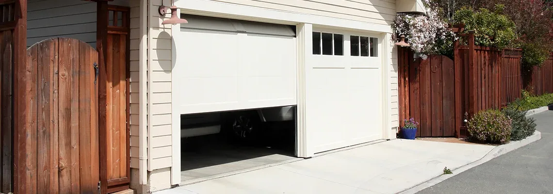 Repair Garage Door Won't Close Light Blinks in Gainesville, Florida